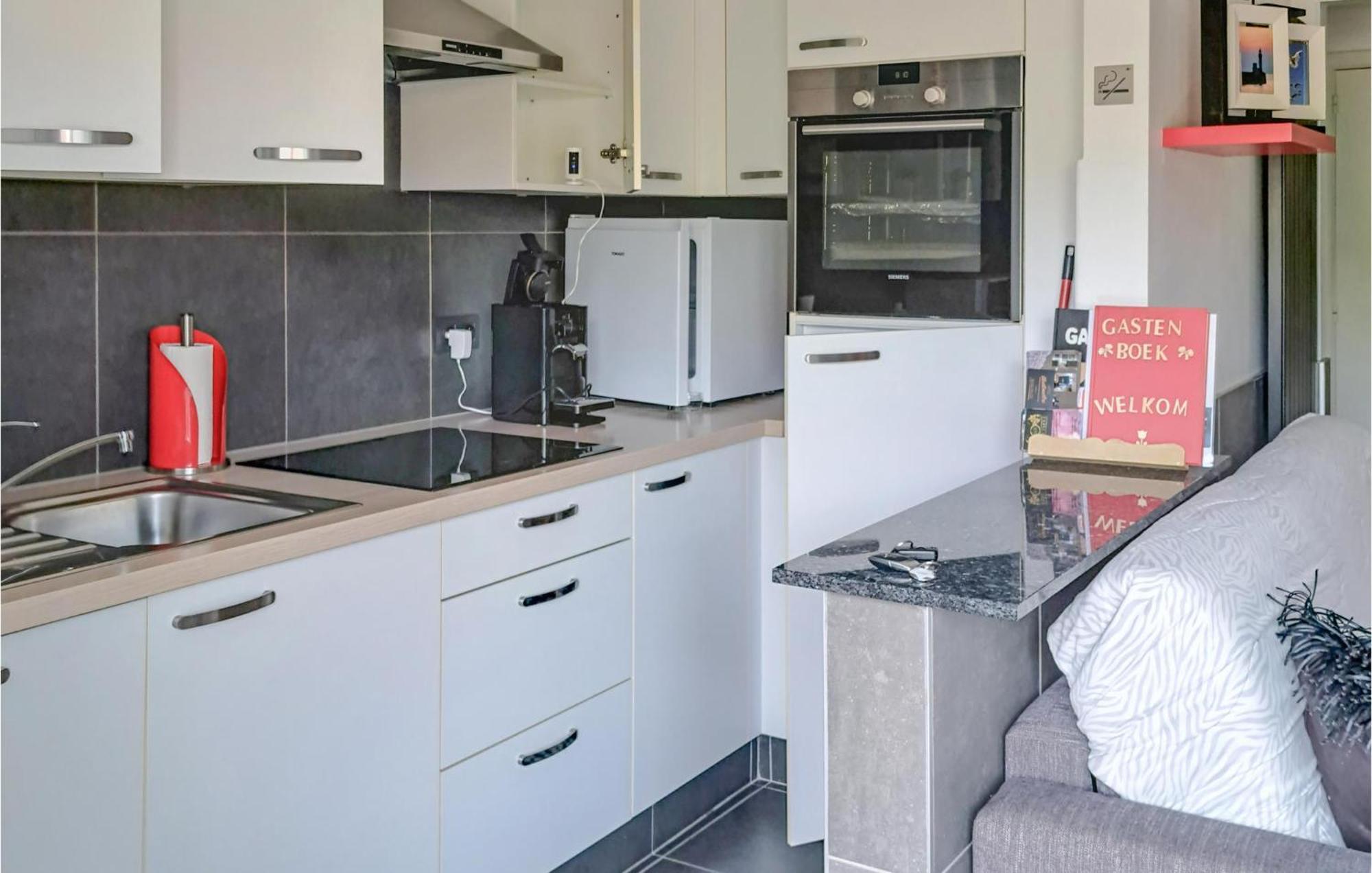 Lovely Apartment In Blankenberge With Wifi Екстериор снимка